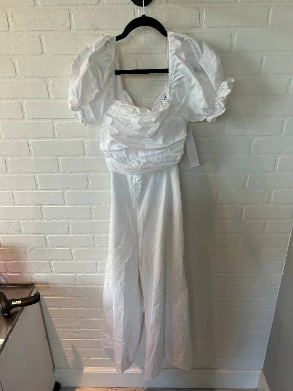 Jumpsuit By En Saison In White, Size: M Tiered unclassified dresses