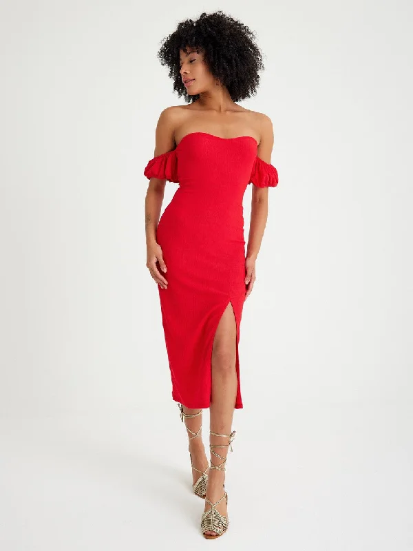 Red Dress with Flexible Crumple Fabric Low Sleeve Detail Vintage unclassified dresses