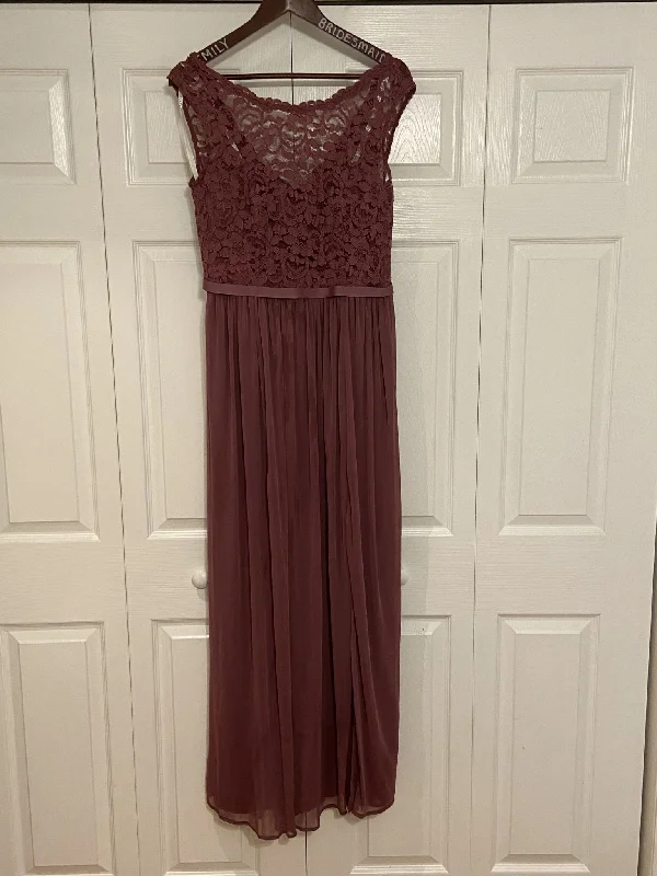 David's Bridal Lace and Mesh V-Neck Bridesmaid Dress (F20057) Lace Dress Twirl